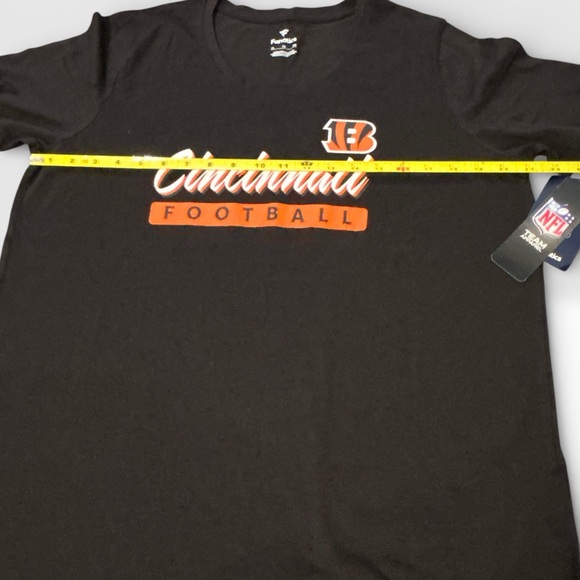 NWT Fanatics Cincinnati Bengals Women's XL T-Shirt - Black Football Tee - Picture 2 of 6
